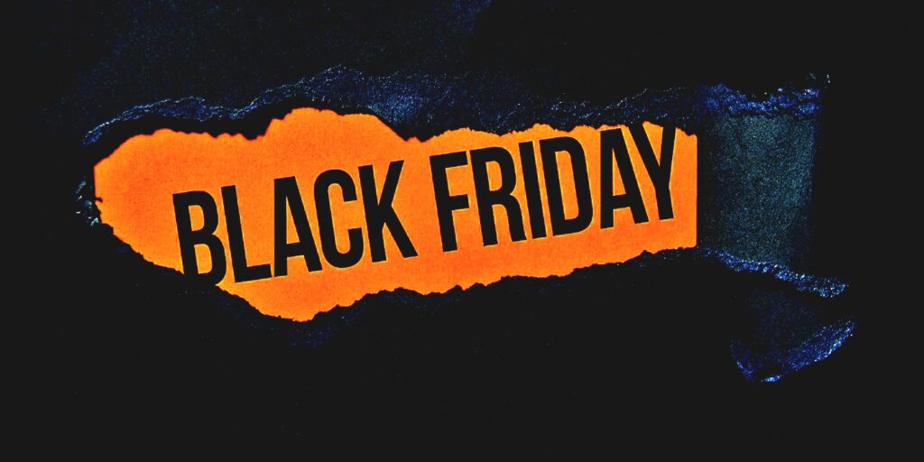 Black Friday sale 2023: जानें ब्लैक फ्राइडे में विभिन्न ईकॉमर्स कंपनियां क्या क्या ऑफर दे रही
